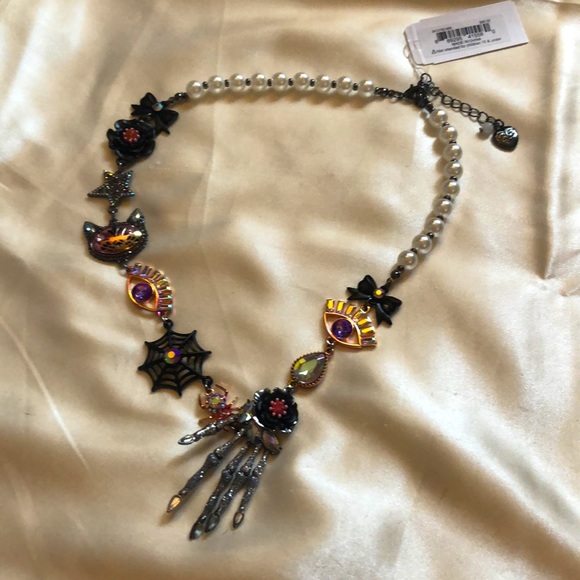 Betsey Johnson Glampire Faux Pearl Skeleton Hand & Halloween Icons Necklace NWT - Picture 16 of 16